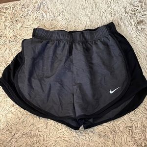 nike small heathered grey shorts